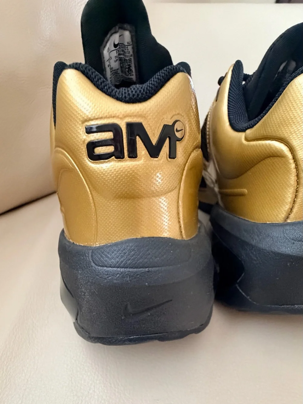 Nike Air Max Muse Metallic Gold Black Mesh Women's Sneakers Sz 9 FV1920-701